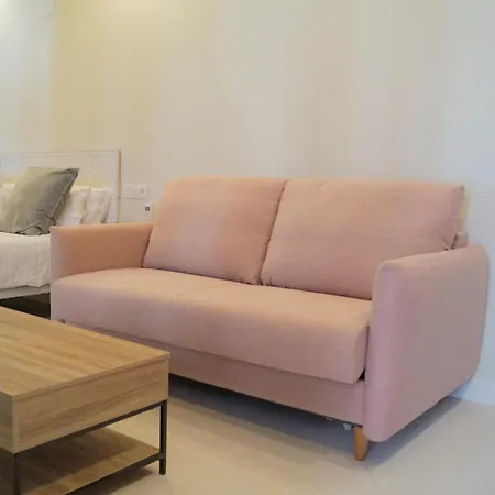 Corazon 23 アパート *