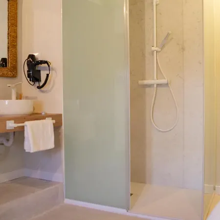 Corazon 23 アパート