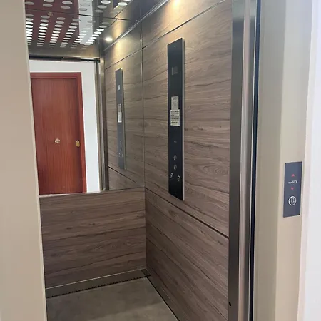 アパート Corazon 23 *